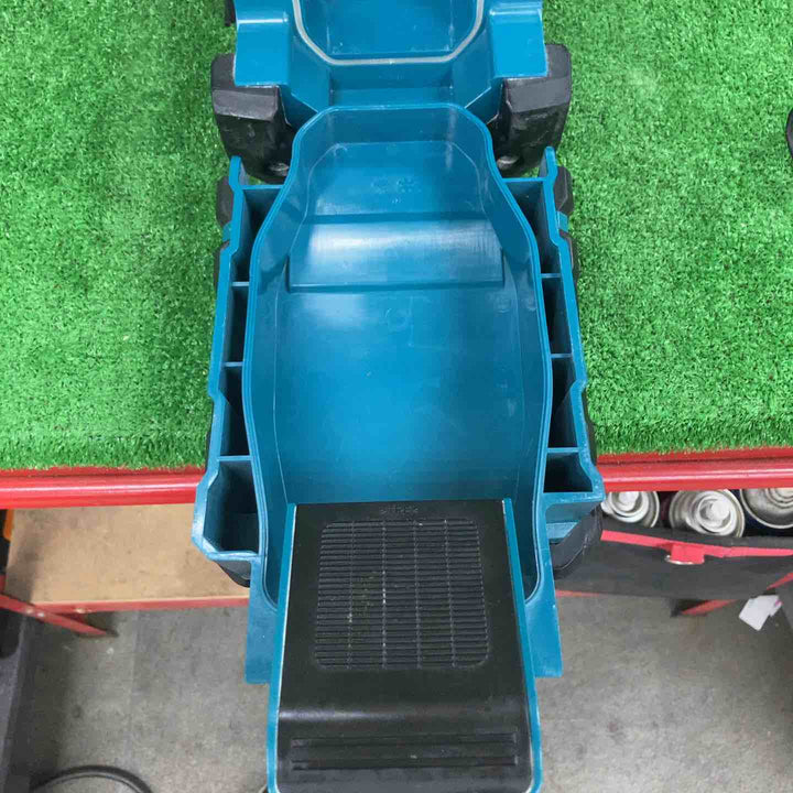 ★マキタ(makita) コードレスラジオ MR108【川崎店】