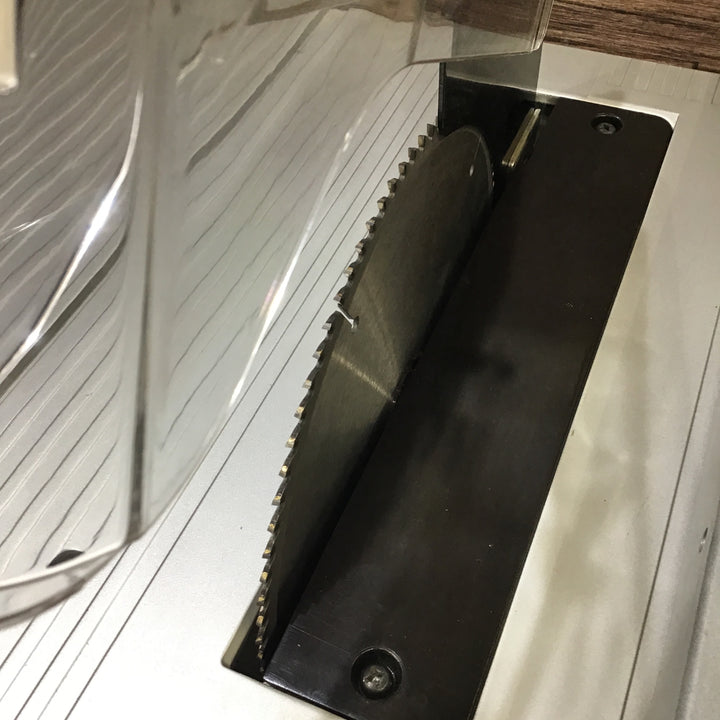 【店頭受取り限定・美品】マキタ(makita) マルノコ盤 2703 ノコ刃装着済み!【桶川店】