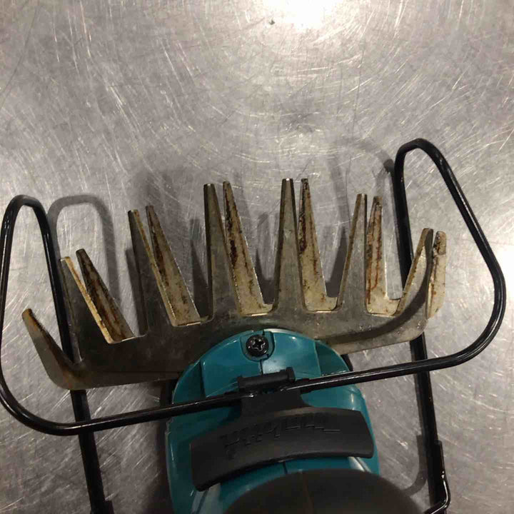 ☆マキタ(makita) コードレスバリカン MUM166DZ【川口店】