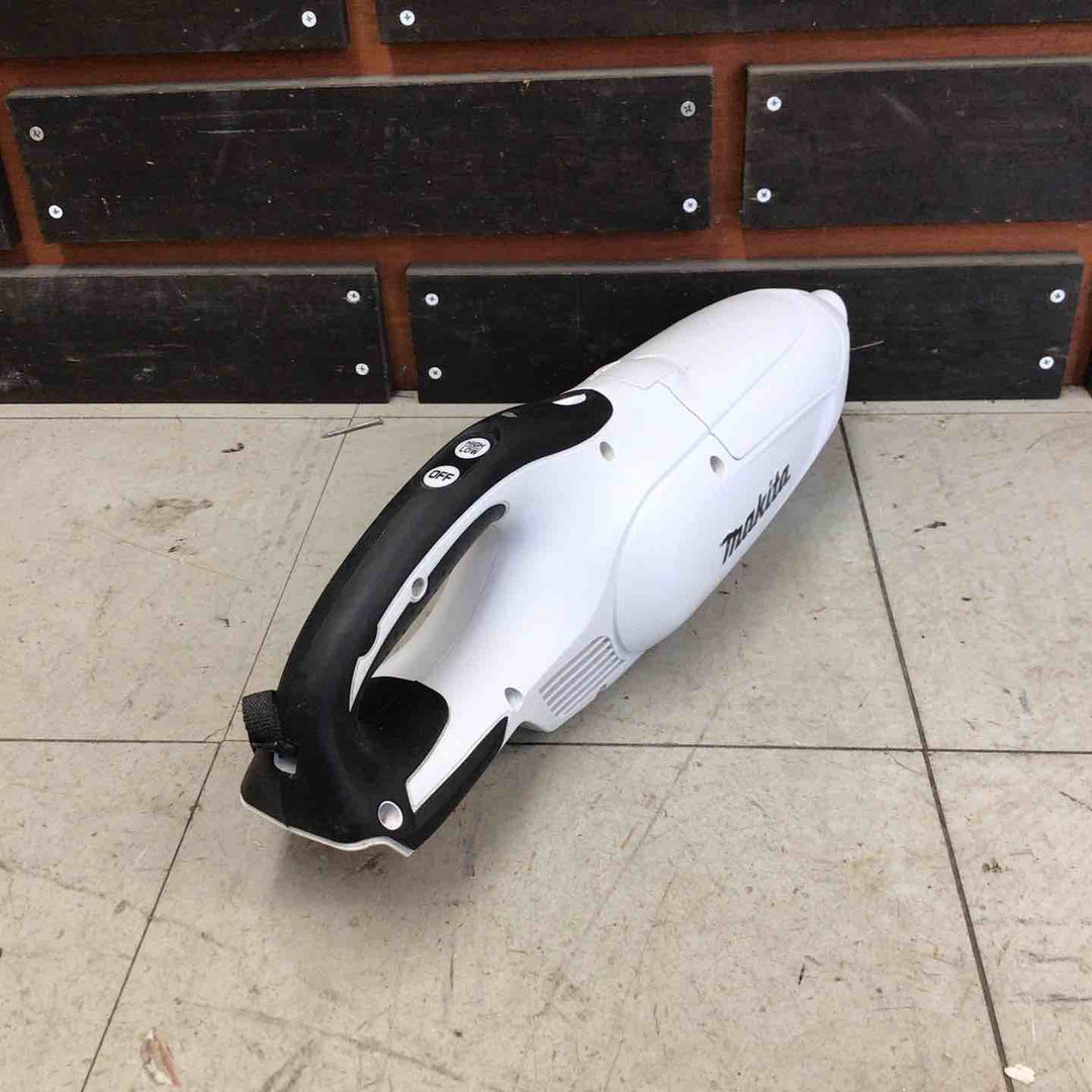 【中古品】 マキタ/makita コードレスクリーナ 18V CL182FDZW 【鴻巣店】