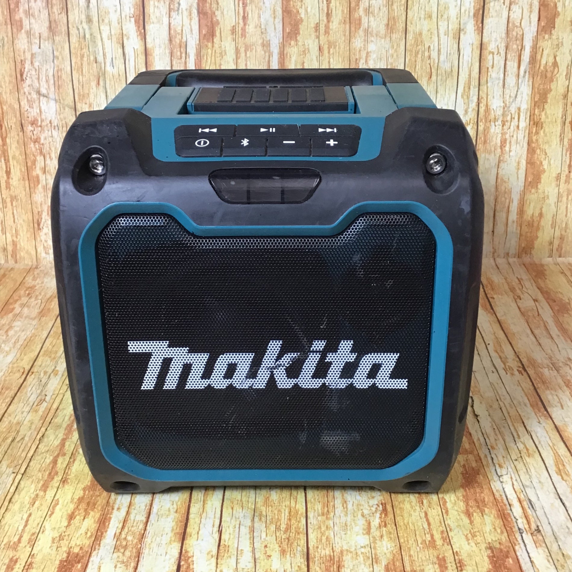 マキタ(makita) コードレススピーカー MR200【川崎店】 – アクトツール