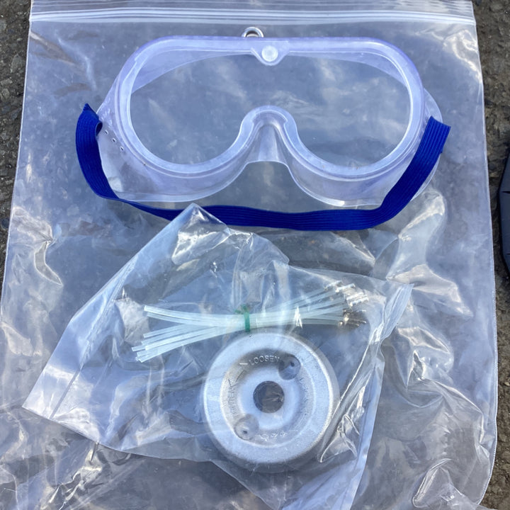 【店頭受取り限定】 リョービ(RYOBI) 刈払機 草刈機 AK-3000 【東大和店】