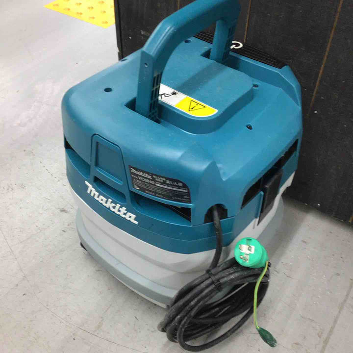【中古品】★マキタ(makita) 集じん機 乾式 VC0840【戸田店】