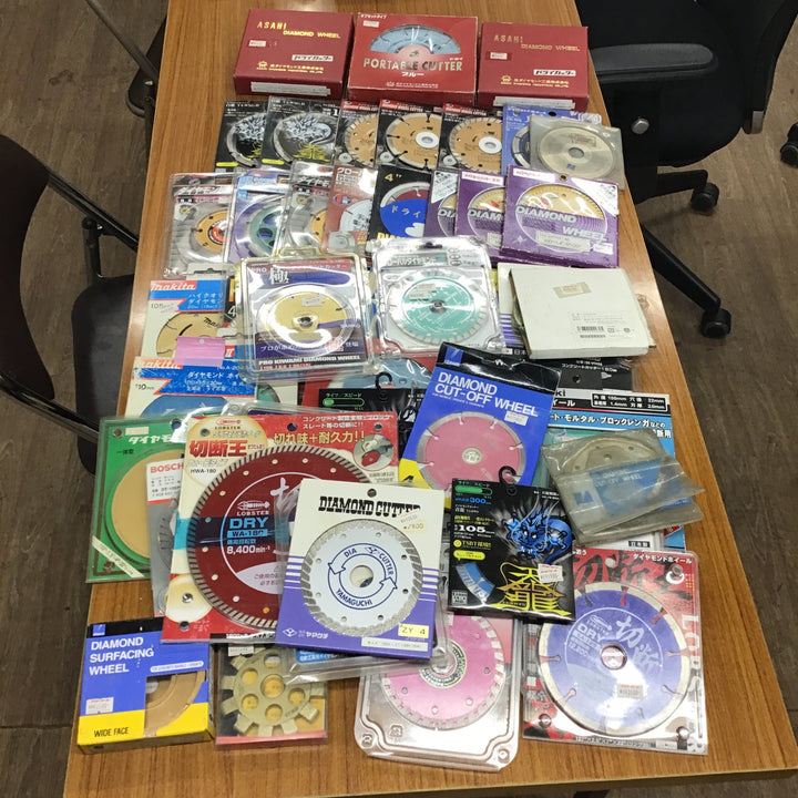 在庫処分!ダイヤモンドホイール・カッターまとめ売り マキタ HITACHI サイズ・メーカー混在 コンクリ グラインダ【桶川店】
