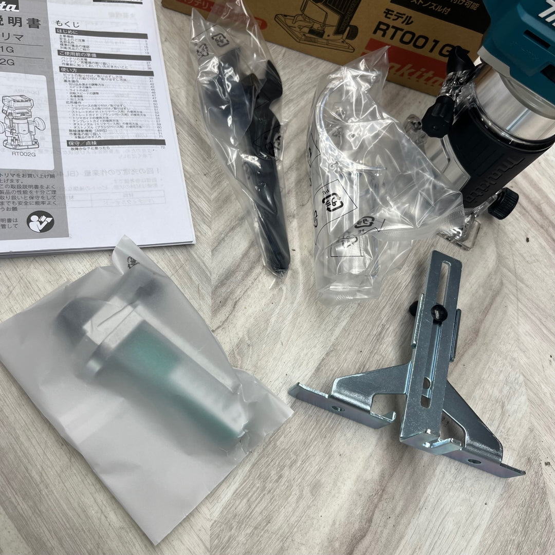★マキタ(makita) コードレストリマ RT001GZ【越谷店】