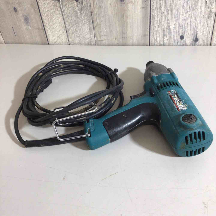 ◇マキタ(makita) インパクトドライバ 6952【戸田店】