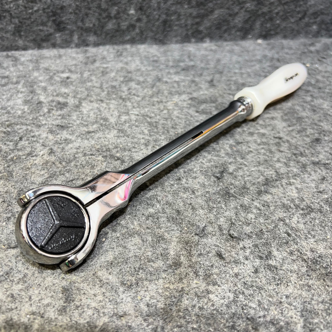 ▼スナップオン/Snap-on 3/8drスイべルヘッドラチェット 差込角:3/8 FHNFD100 旧グリップ パールホワイト【桶川店】