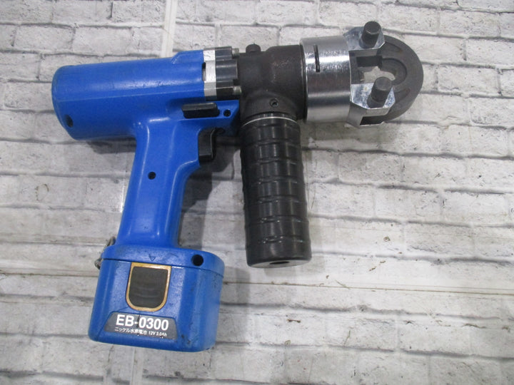 〇カクタス(CACTUS)  コードレス油圧式圧着工具 EV-200DX クリンプボーイ【川口店】