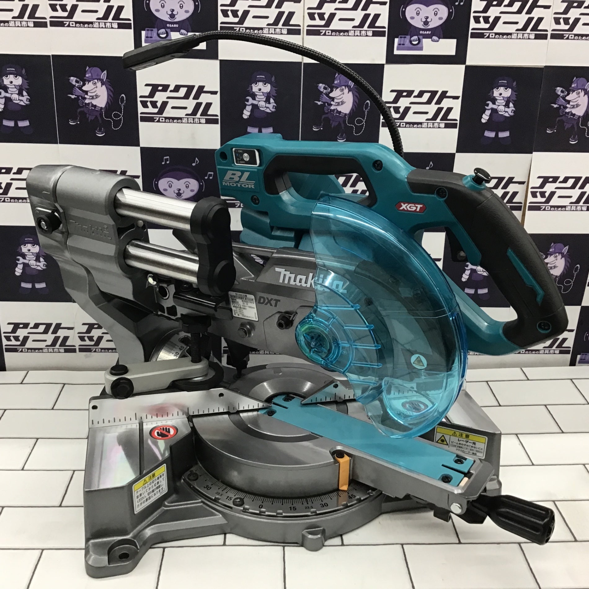 ☆マキタ(makita) コードレススライドマルノコ LS001GZ 恐ろし ☆マキタ(makita) コードレススライドマルノコ LS001GZ 恐ろし
