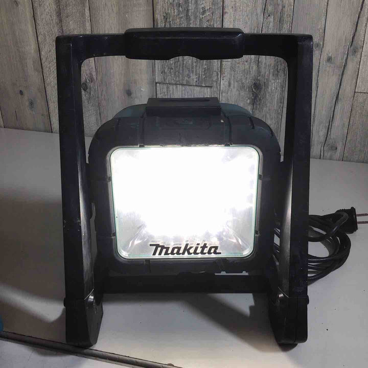 ★マキタ(makita) コードレスLEDスタンドライト ML805【戸田店】