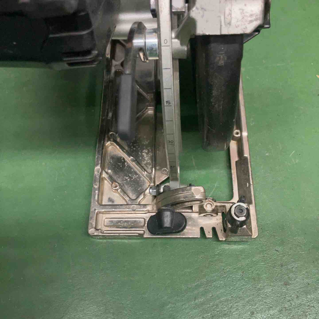 【現状品】 マキタ/makita 電子マルノコ・HS6303B 【桶川店】