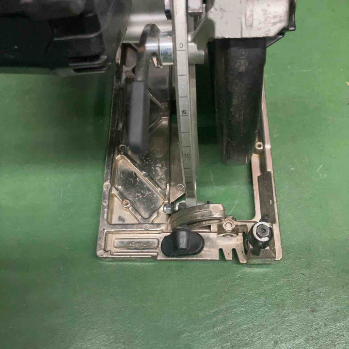 【現状品】 マキタ/makita 電子マルノコ・HS6303B 【桶川店】