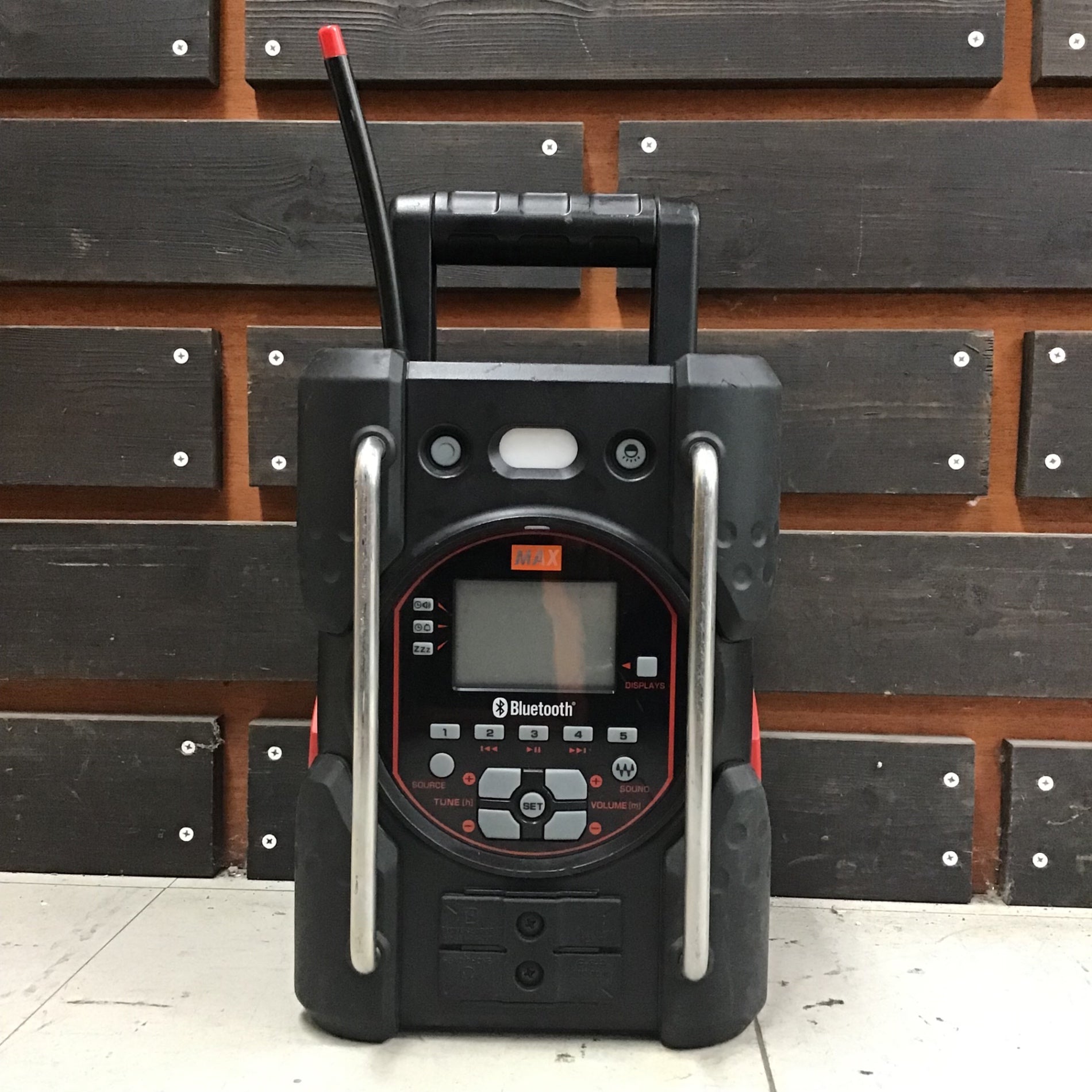 中古品】 マックス/MAX 充電式ラジオ AJ-RD431 【鴻巣店】 – アクト