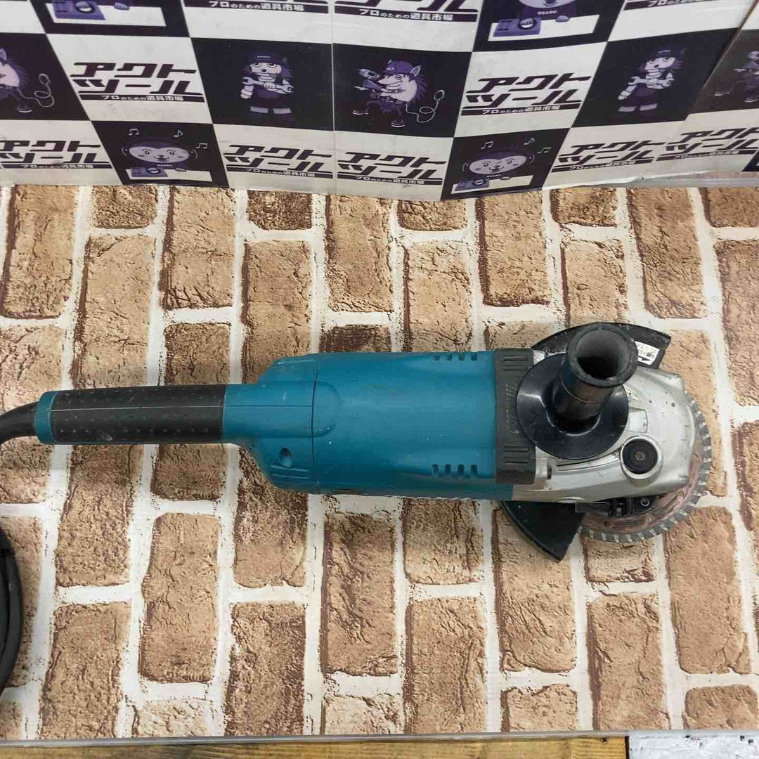 ◇マキタ(makita)  180mmディスクグラインダー GA7020【所沢店】