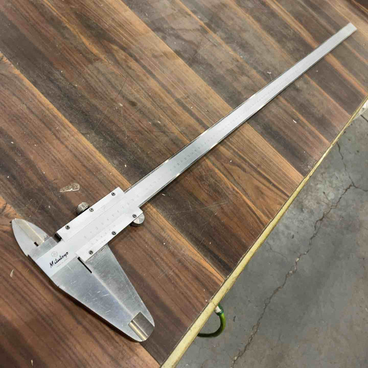 ミツトヨ ノギス 1000mm 1m 内側用測定面(クチバシ)に欠けあります【川口店】