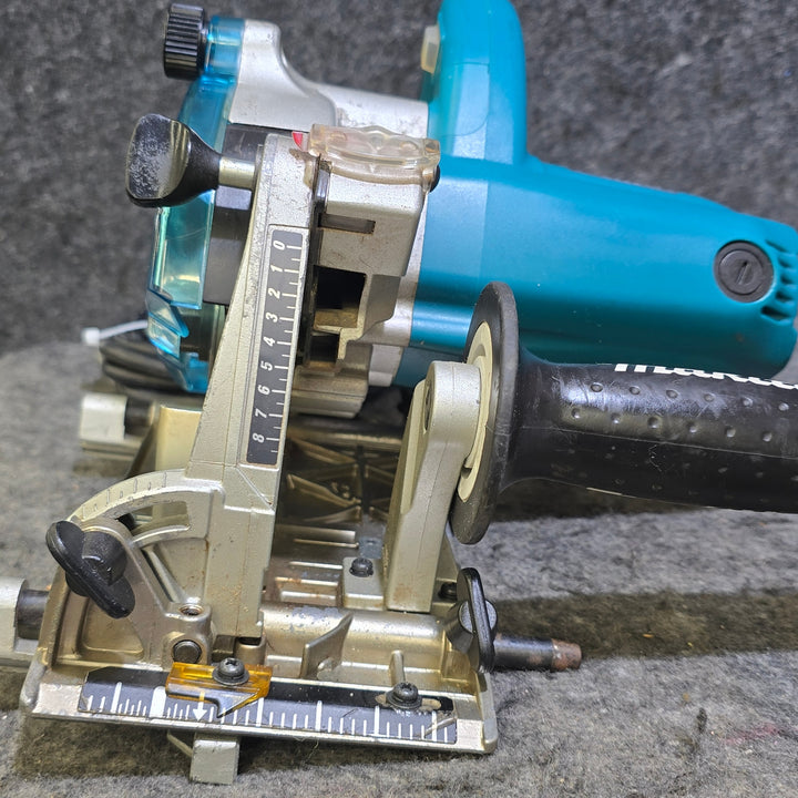 【中古品・カッタカバー新品!】マキタ(makita) 小型ミゾキリ 溝切  3005BA【桶川店】