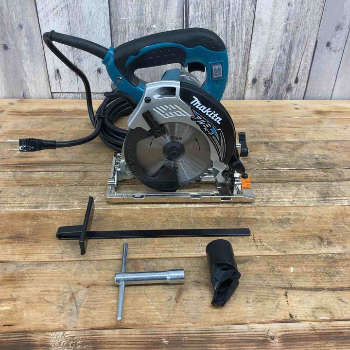 マキタ(makita) 電気マルノコ 5230 【東大和店】