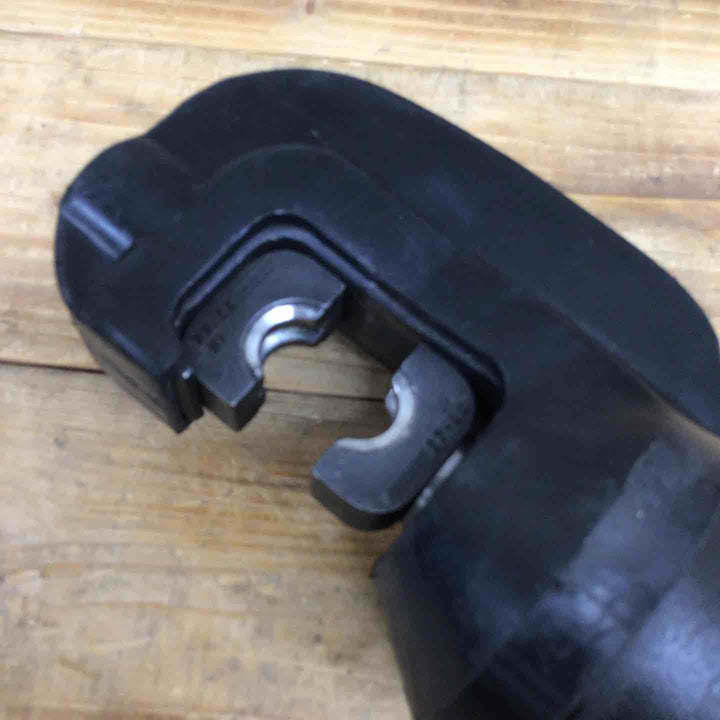 泉精器(IZUMI)  手動油圧式圧着圧縮工具 15号B 【東大和店】