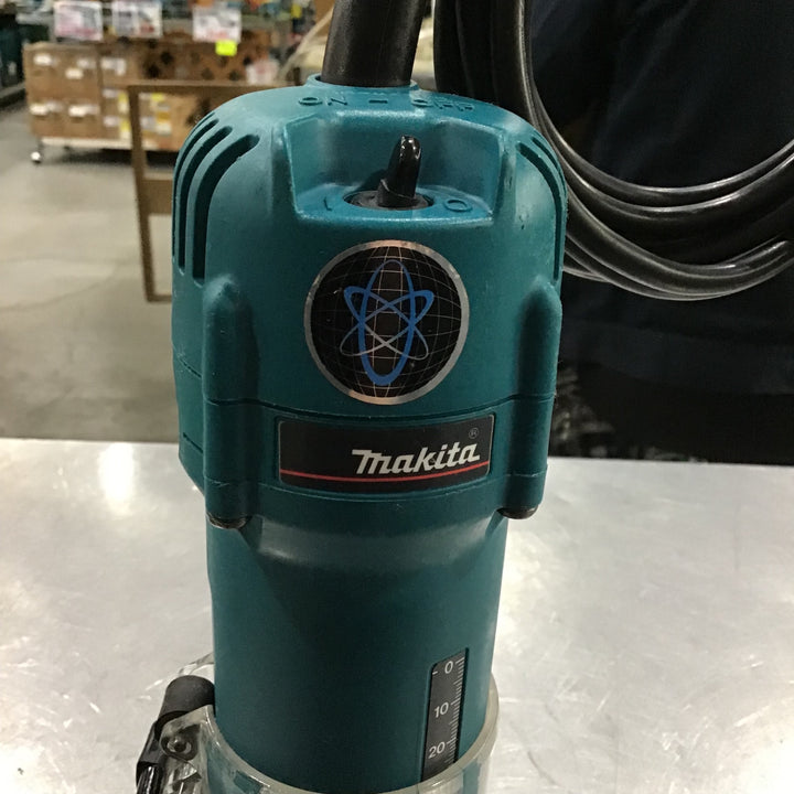 ☆マキタ(makita) 電子トリマ 3707FC【川口店】