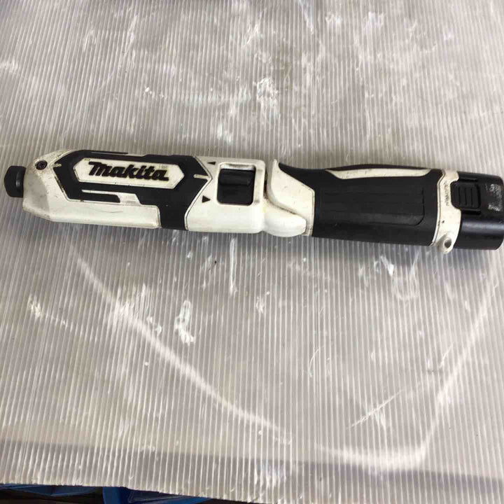 ★マキタ(makita) コードレスペンインパクトドライバー TD022DSHXW【草加店】