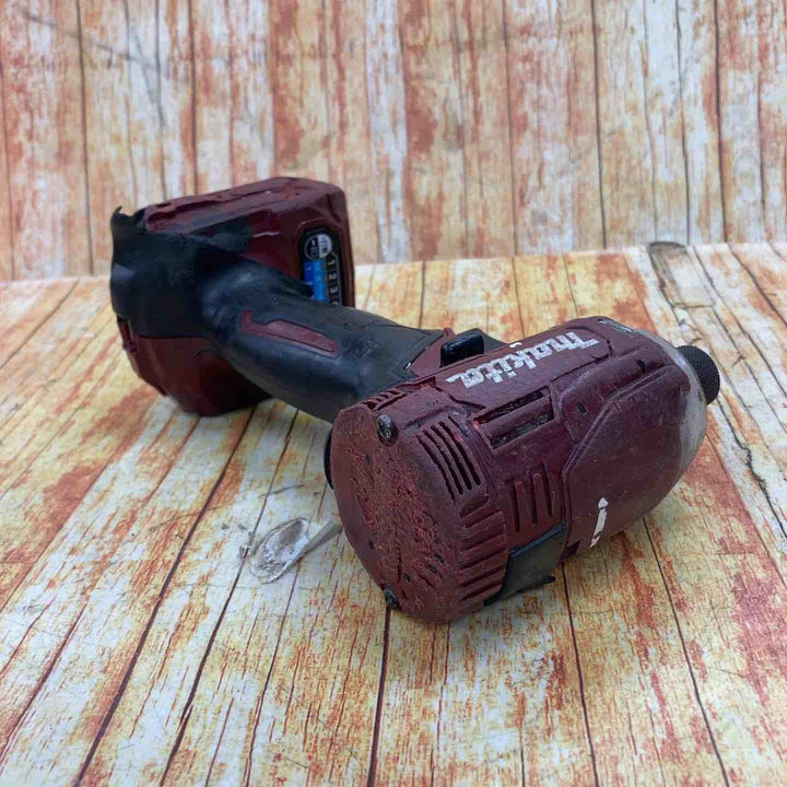 ★マキタ(makita) コードレスインパクトドライバー TD001GDXAR【川崎店】