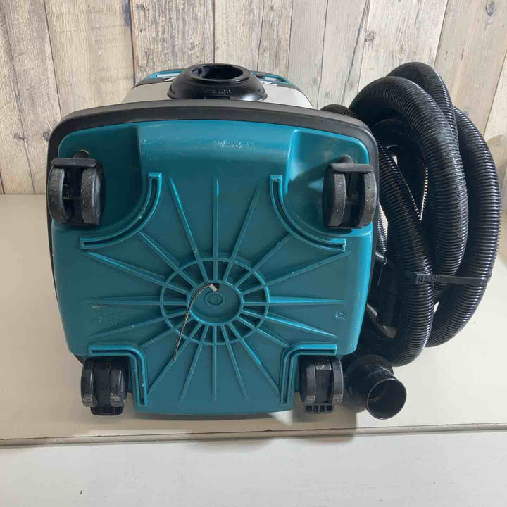 ★マキタ(makita) 粉じん専用 コードレス集じん機 VC867DZ【戸田店】