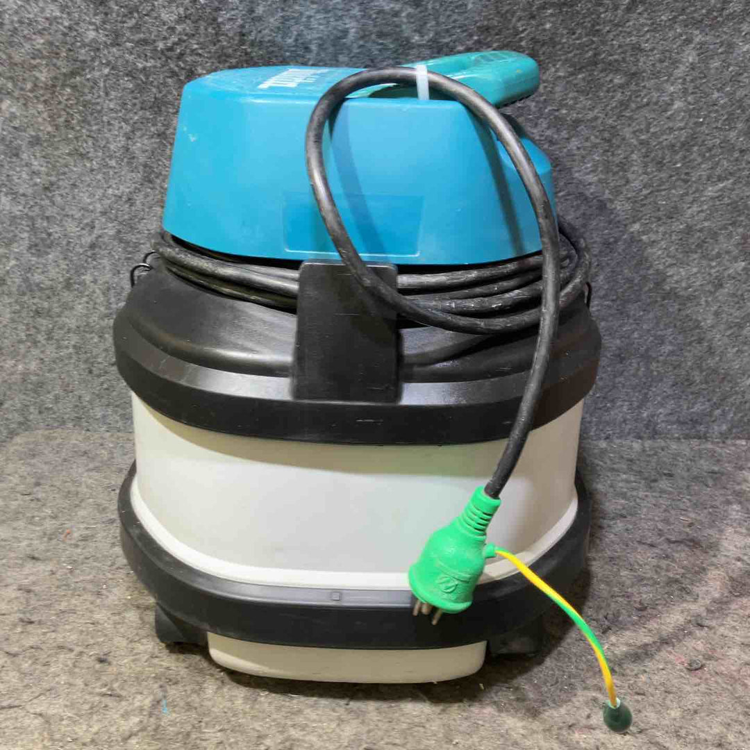 ◇マキタ(makita) 乾式 集じん機 482(P)【桶川店】