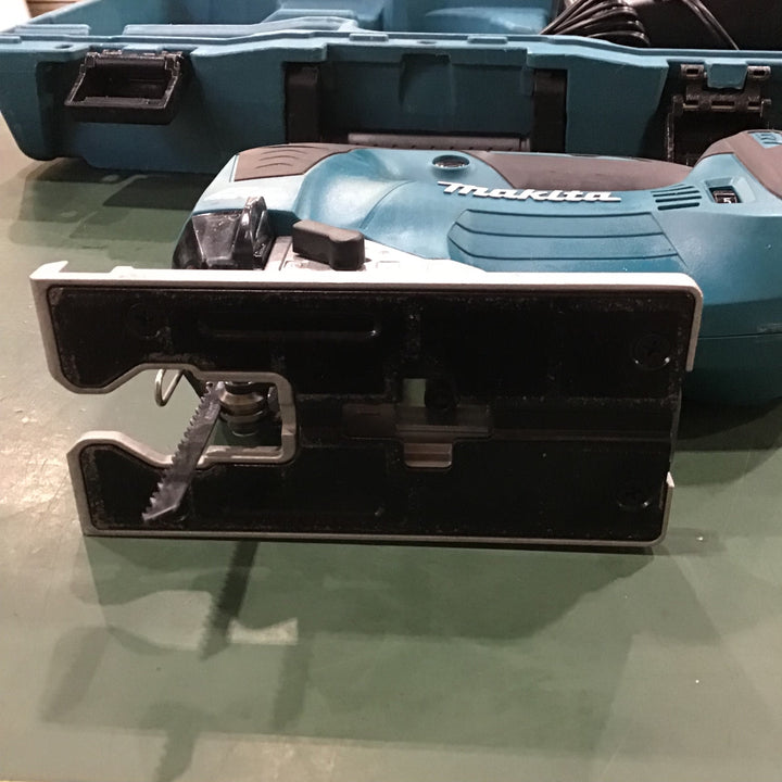 ◇マキタ(makita) コードレスジグソー  JV182DRF【越谷店】