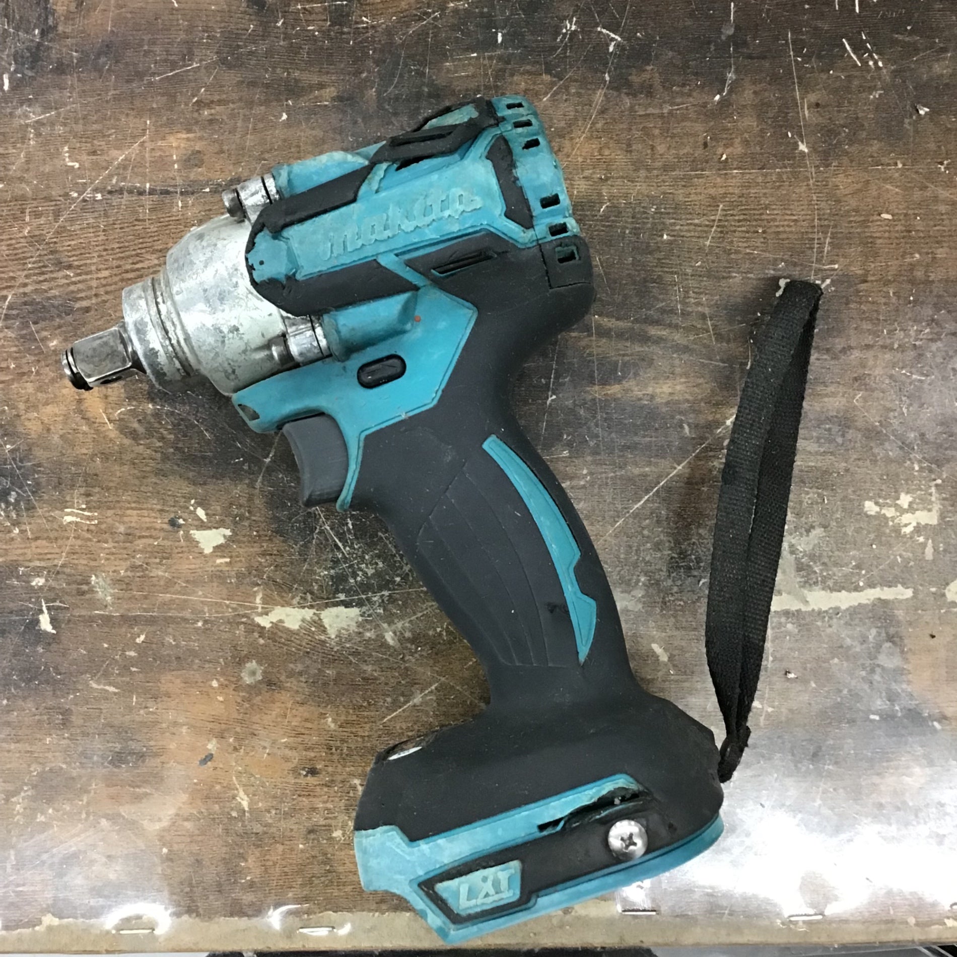 ☆マキタ(makita) コードレスインパクトレンチ TW285DZ【戸田店