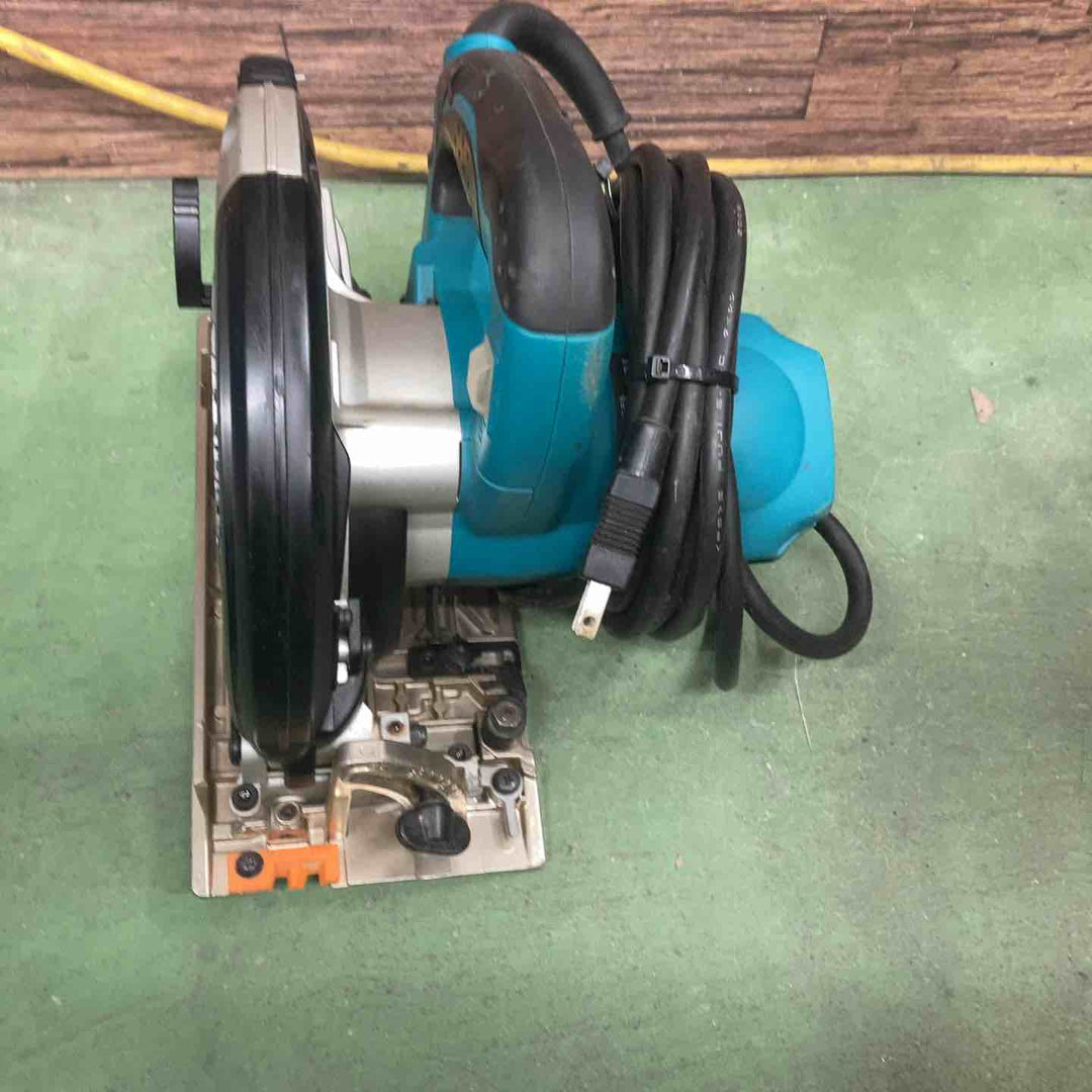 ★マキタ(makita) 165mm電子造作用精密マルノコ 5617CBA【桶川店】