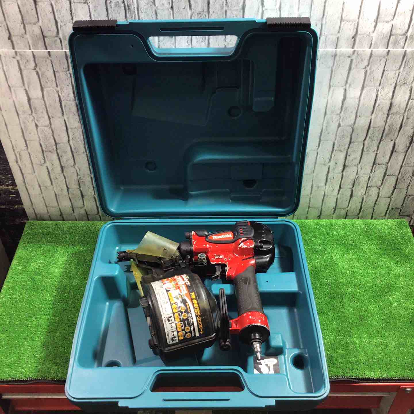☆マキタ(makita) 高圧エア釘打ち機 AN711H【川口店】 – アクトツール 