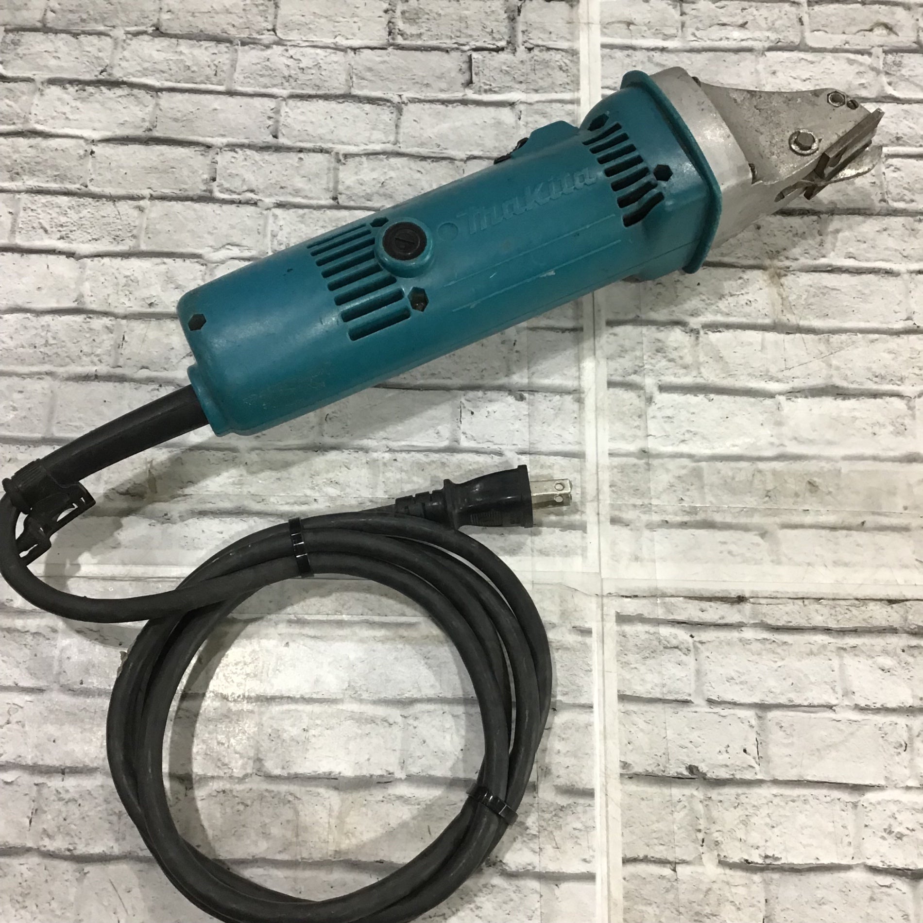 〇マキタ(makita) ストレートシャー JS1660【川口店】 – アクトツール ...