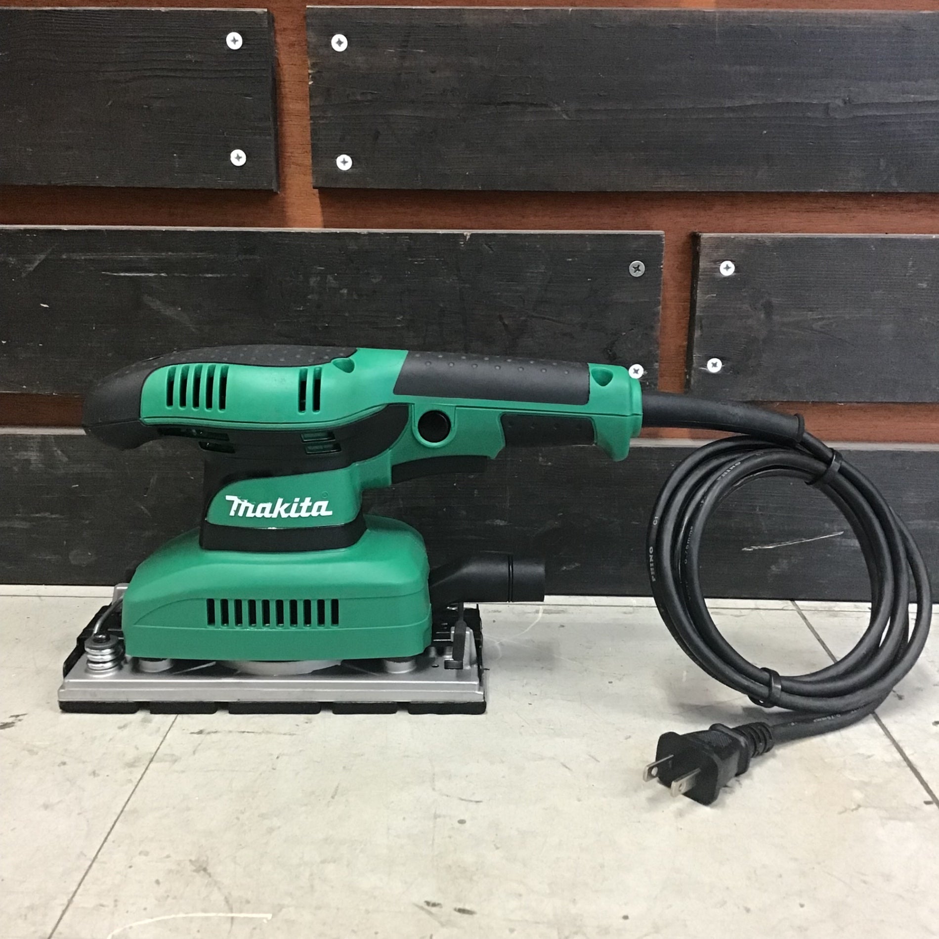 中古品】 マキタ/makita 仕上げサンダ M931 【鴻巣店】 – アクトツール
