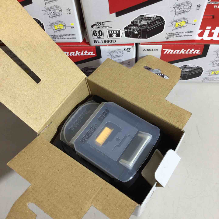 【未使用品】★純正品★マキタ(makita) リチウムイオンバッテリー 18V/6.0Ah BL1860B 6個セット【戸田店】