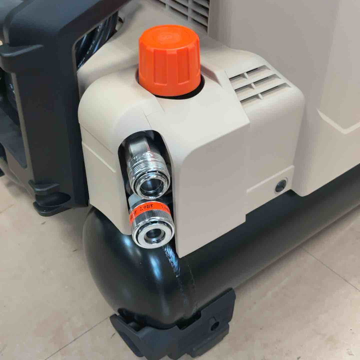 ★マックス(MAX) 高圧専用エアコンプレッサー AK-HH1310E_サンドベージュ【草加店】