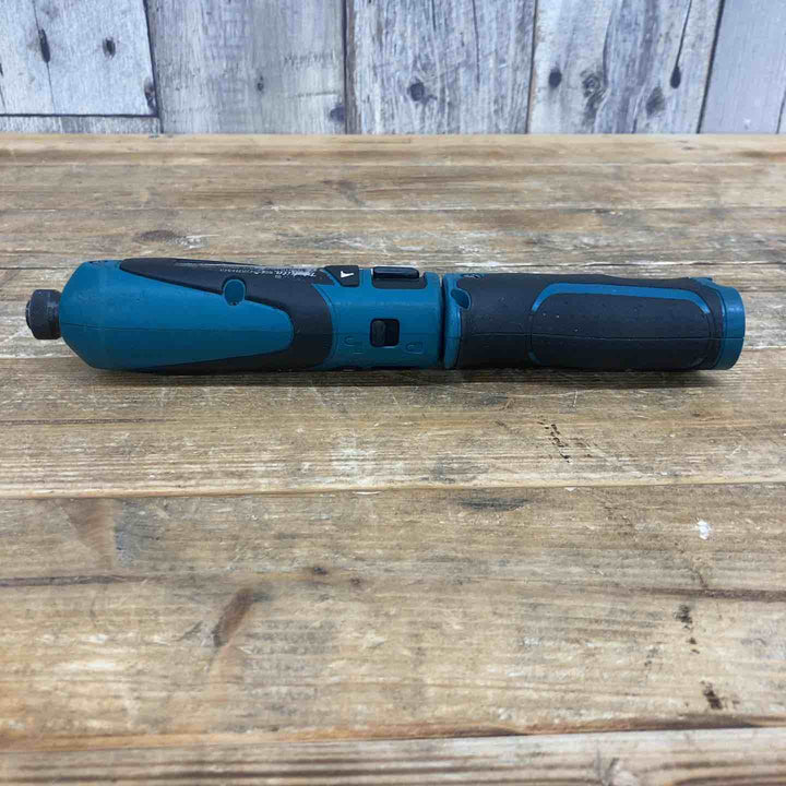 【中古品】 マキタ(makita) コードレスペンインパクトドライバー TD021DZ 【東大和店】