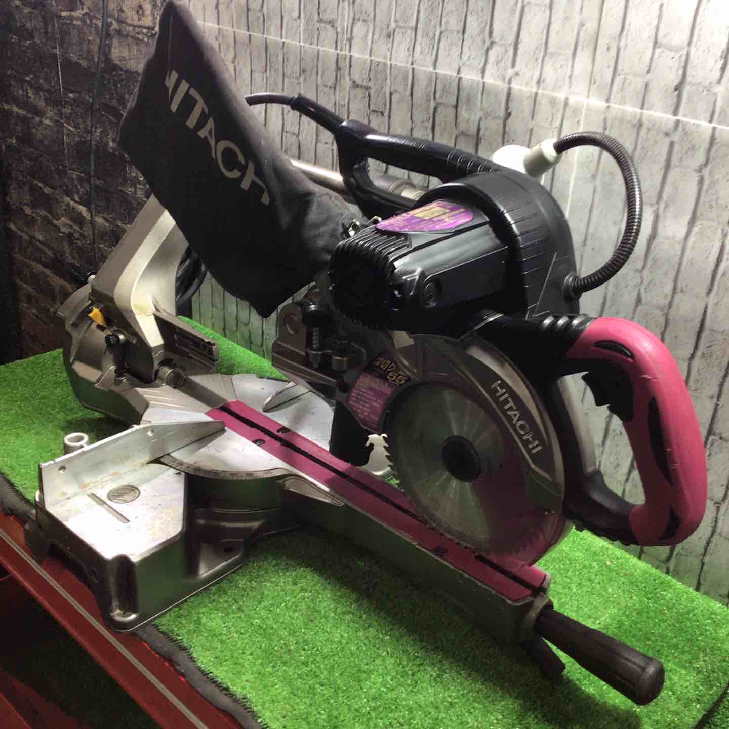 ☆ハイコーキ(HIKOKI ※旧:日立工機) 卓上スライド丸のこ C6RSHC【川口