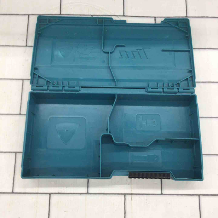 ★マキタ(makita) コードレスマルチツール TM001GZ【所沢店】