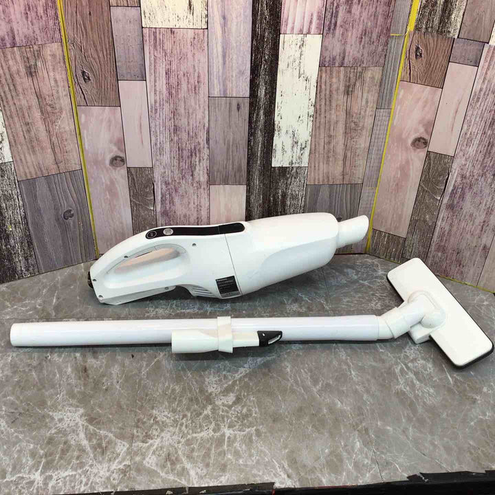 ◇パナソニック(Panasonic) コードレススティッククリーナー  ホワイト 本体のみ EZ37A3-W【八潮店】