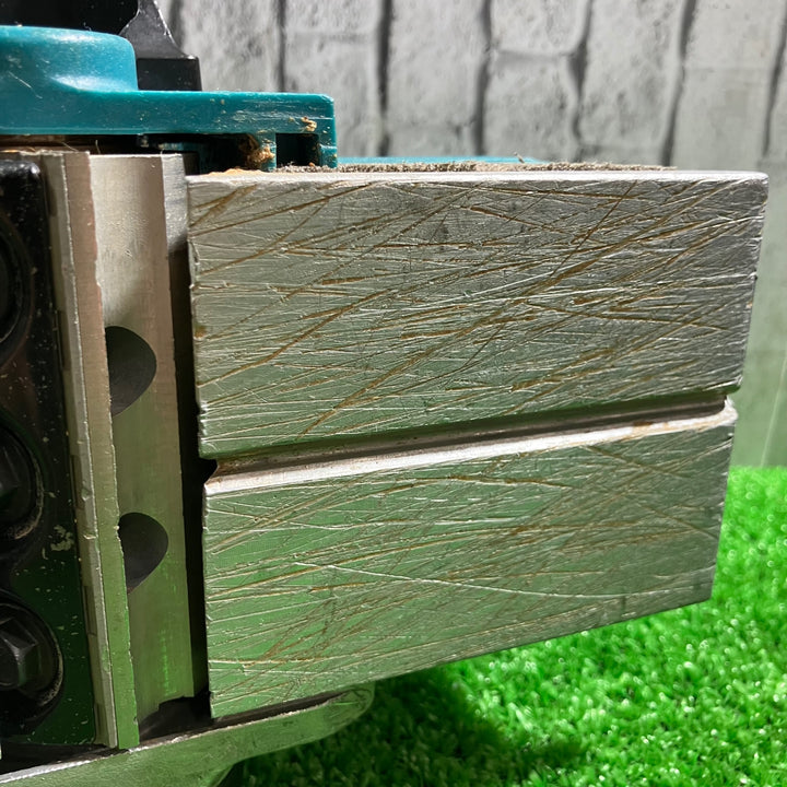 【現状品】◇マキタ(makita) 14.4Vコードレスカンナ KP140DZ【川口店】