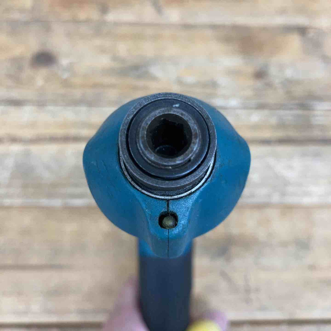 【中古品】 マキタ(makita) コードレスペンインパクトドライバー TD021DZ 【東大和店】