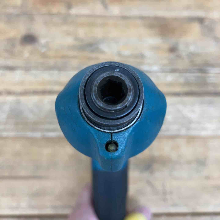 【中古品】 マキタ(makita) コードレスペンインパクトドライバー TD021DZ 【東大和店】