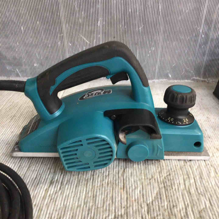 ☆マキタ(makita) 電気カンナ KP0800A【草加店】