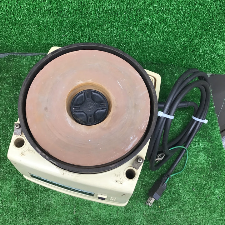 〇マキタ(makita) 刃物研磨機 9820【桶川店】