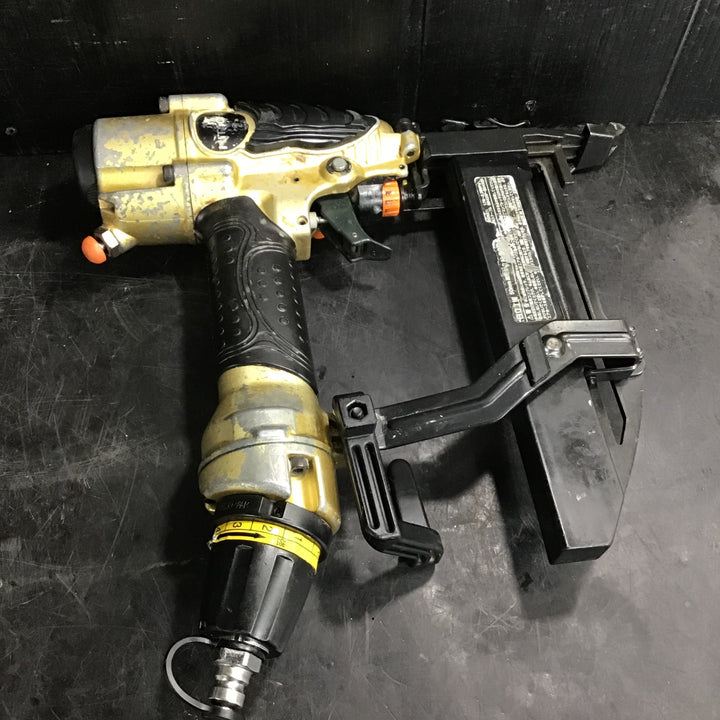 ★ハイコーキ(HIKOKI ※旧:日立工機) 高圧フロアタッカ N5004HMF 肩巾4mm 足長25~50mm エア工具 【草加店】
