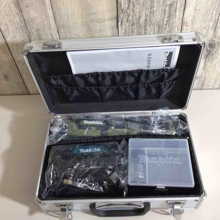 【未使用品】★純正バッテリー&充電器付き★マキタ(makita) コードレスペンインパクトドライバー TD022DSHXO オリーブ【戸田店】