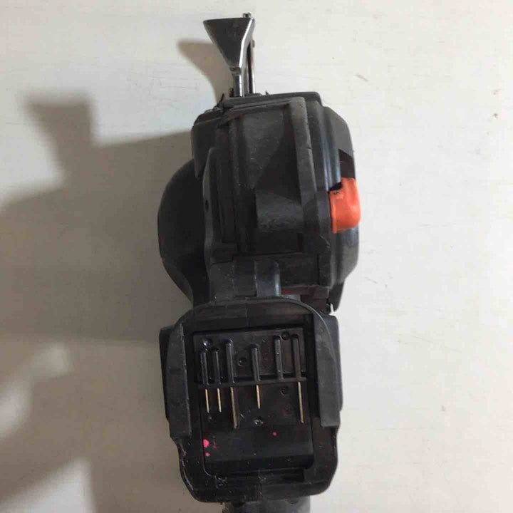 ◇マックス(MAX) 鉄筋結束機 リバータイア RB-610T(本体のみ)【戸田店】