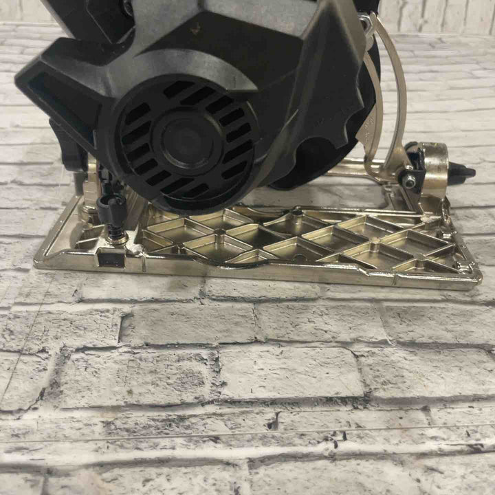 ★マキタ(makita) コードレスマルノコ HS474DZB【川口店】