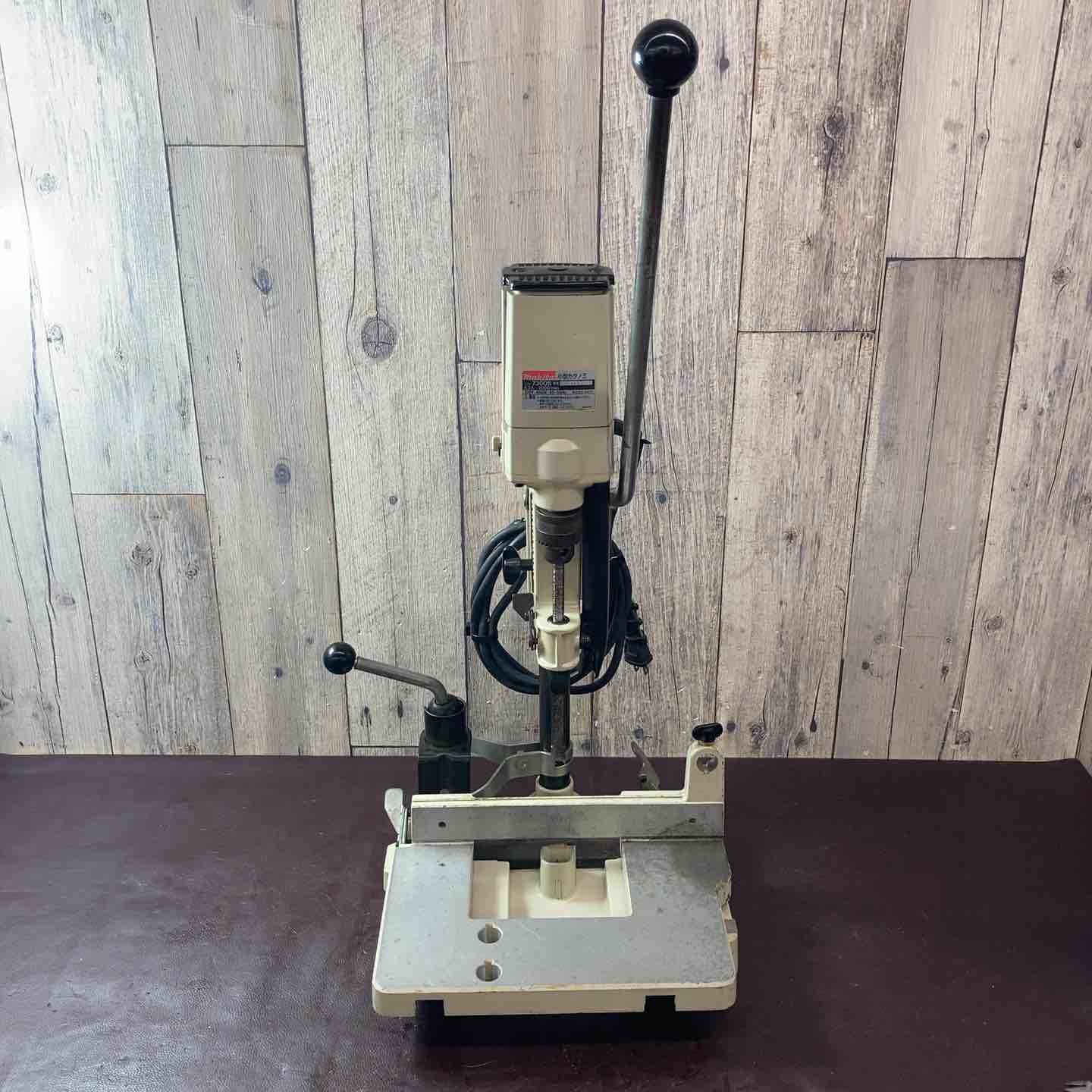 中古品】マキタ(makita)小型角ノミ 7300S【東大和店】 – アクトツール 
