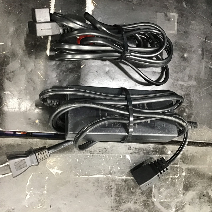 ★マキタ(makita) コードレス冷温庫 CW001GZ【草加店】